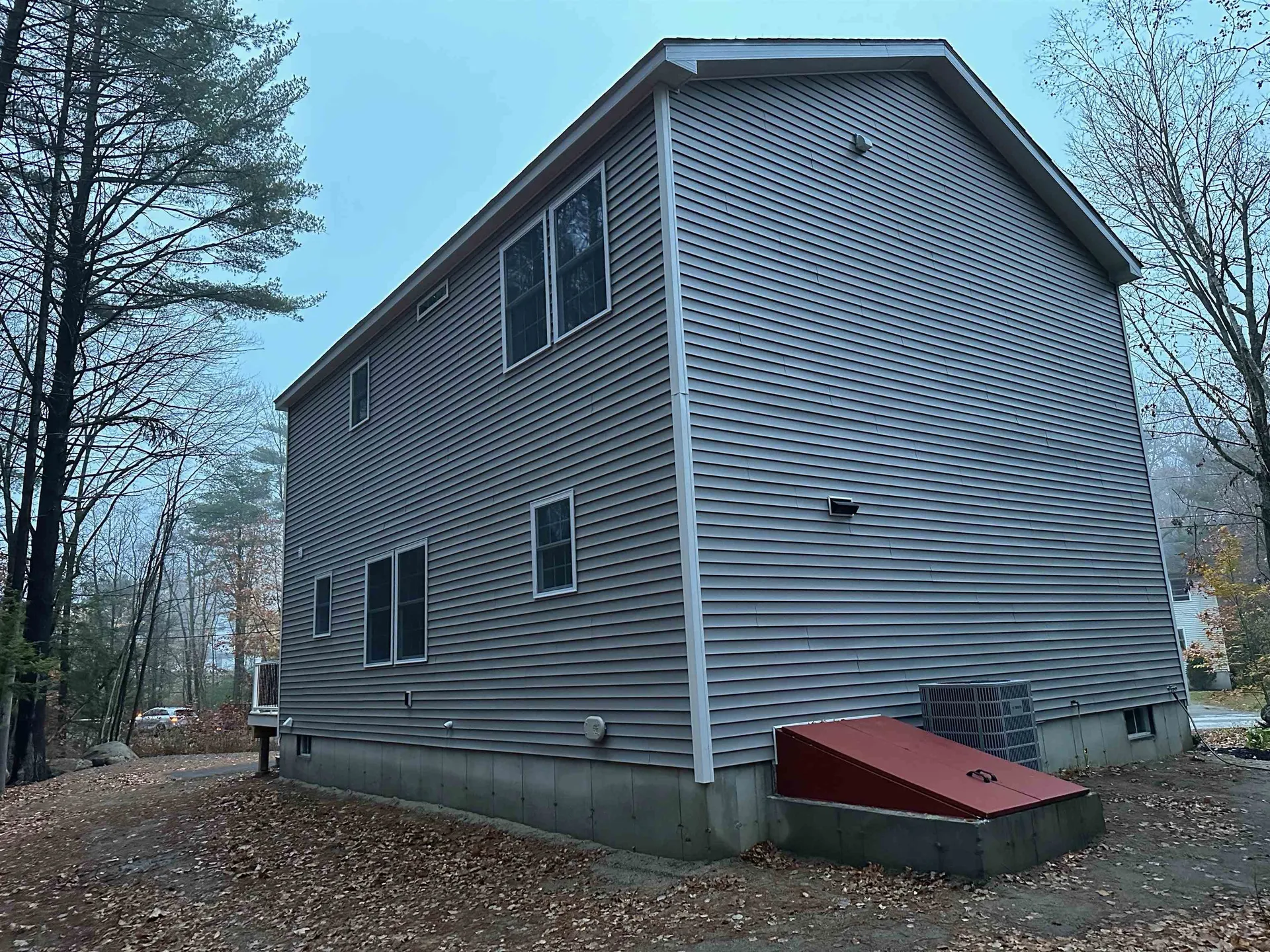 23 Woodlawn Avenue Hillsborough NH 03244