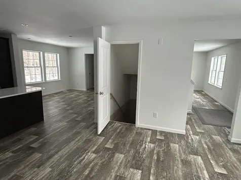 23 Woodlawn Avenue Hillsborough NH 03244