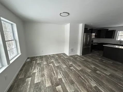 23 Woodlawn Avenue Hillsborough NH 03244