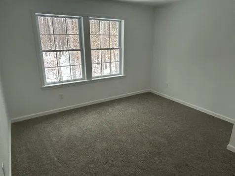 23 Woodlawn Avenue Hillsborough NH 03244