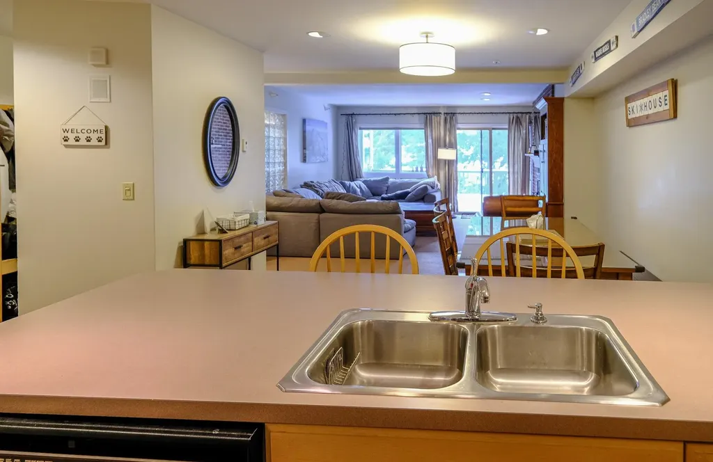 24 Ledgewood Road Ludlow VT 05149