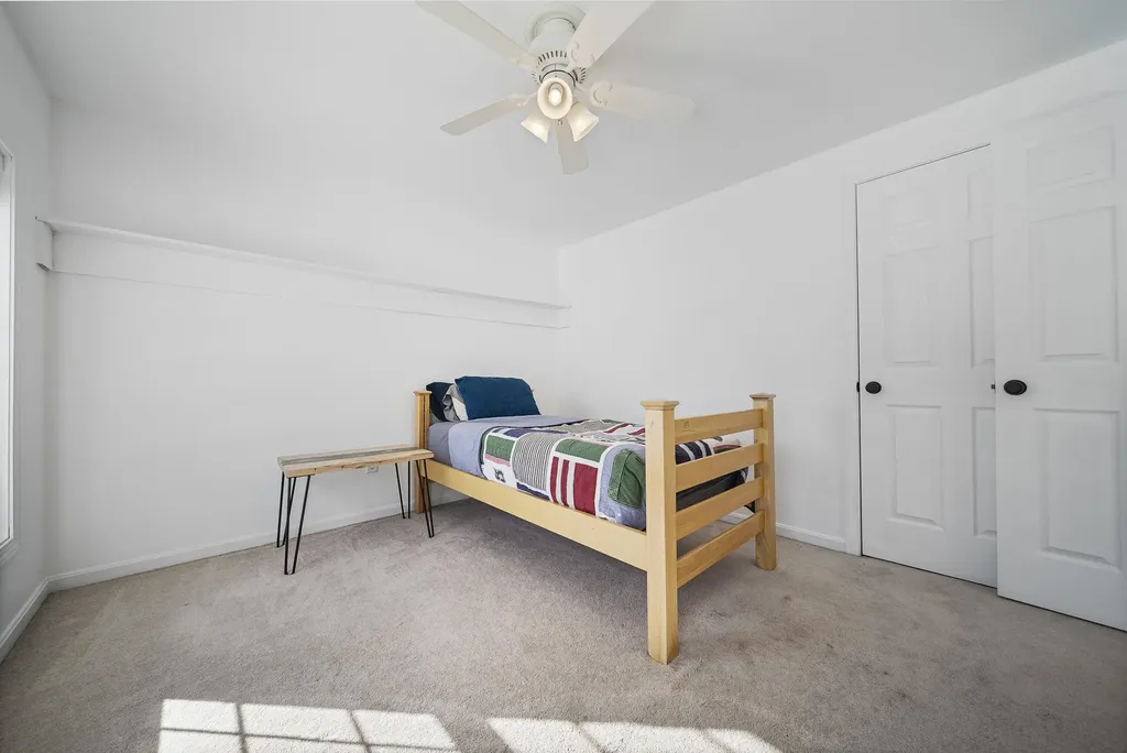 2 Buckingham Drive Londonderry NH 03053