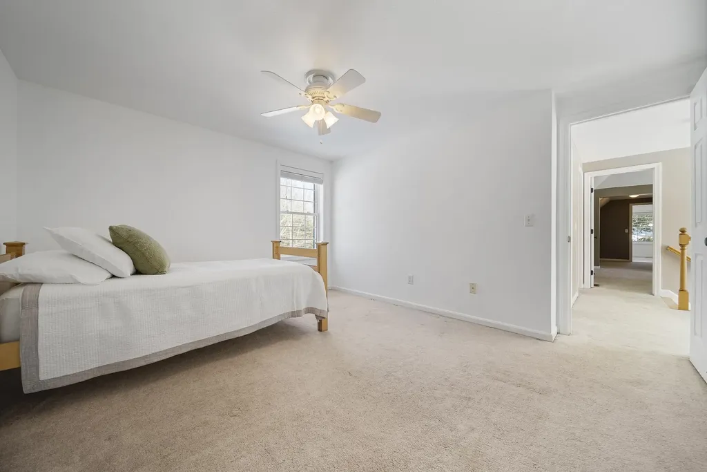 2 Buckingham Drive Londonderry NH 03053