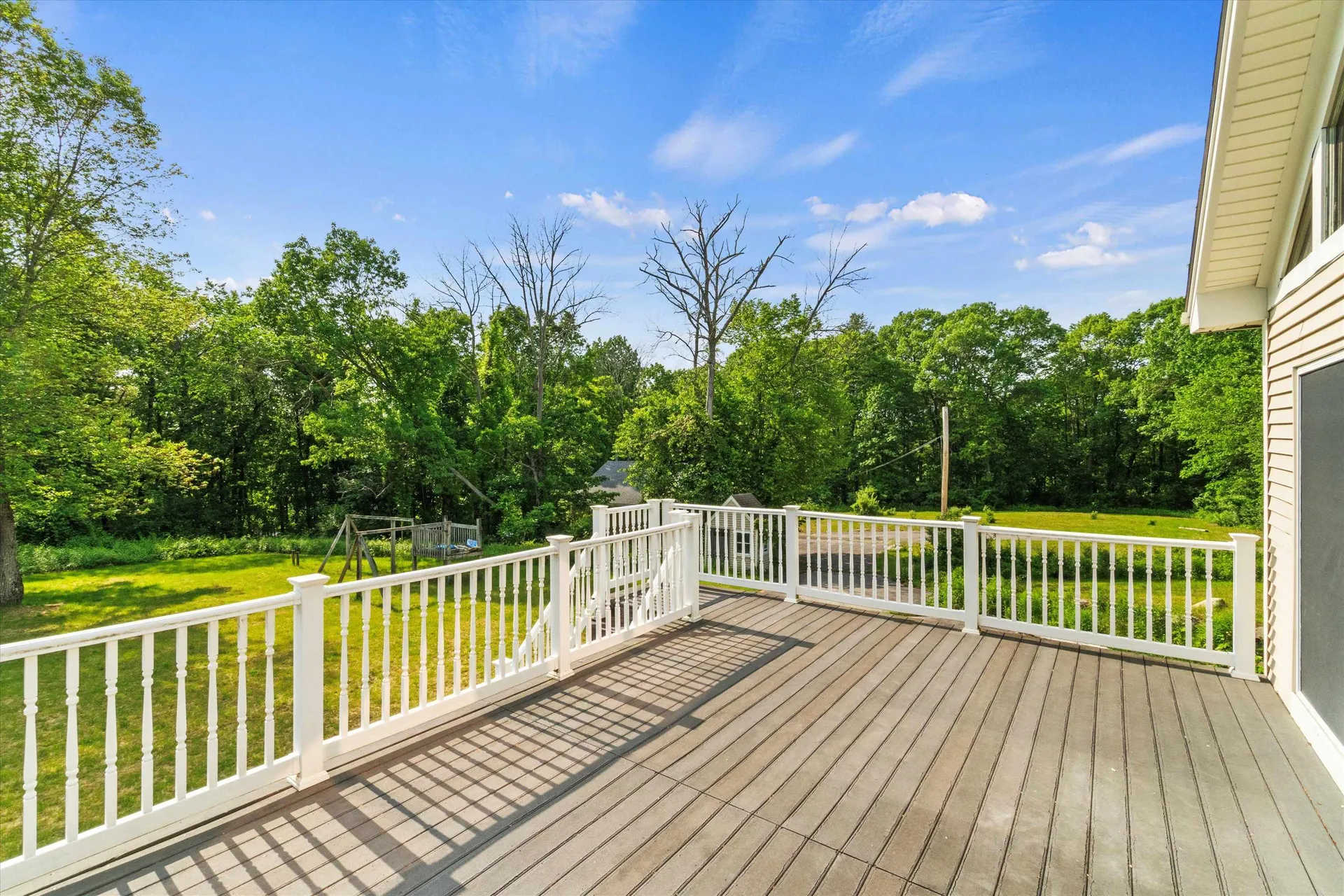 4 Hilltop Drive Hudson NH 03051