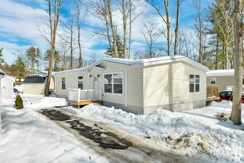 524 Canterbury Drive Exeter NH 03833