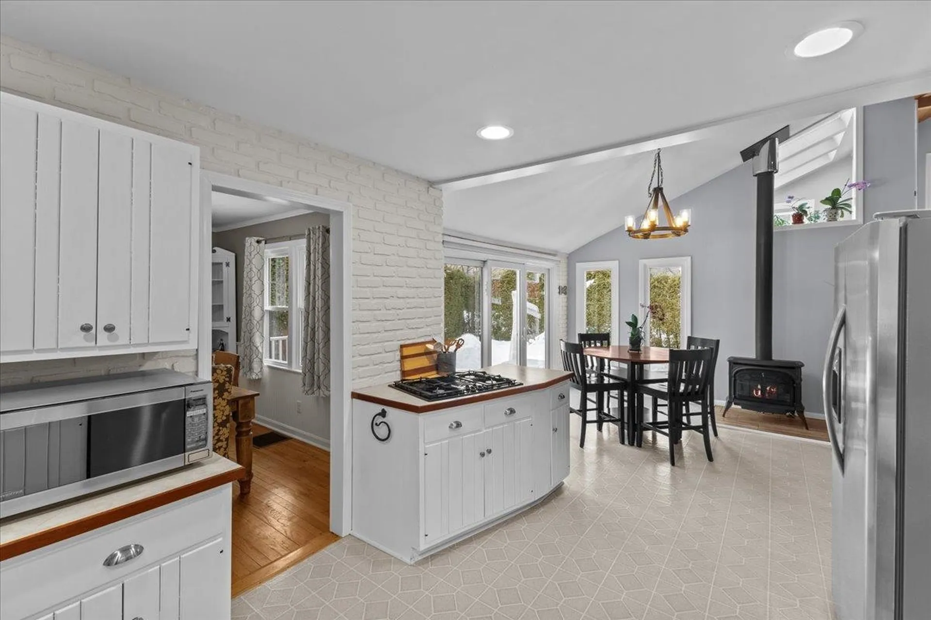 3 Oneida Avenue Essex Junction VT 05452