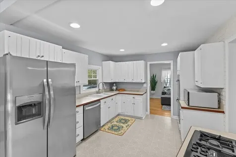 3 Oneida Avenue Essex Junction VT 05452