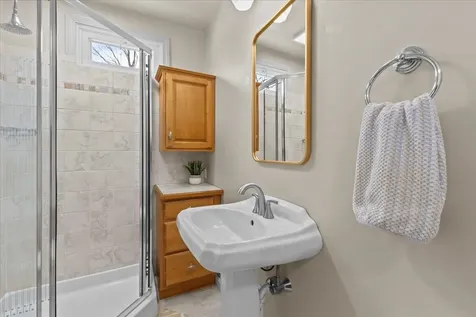 3 Oneida Avenue Essex Junction VT 05452