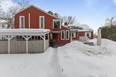 3 Oneida Avenue Essex Junction VT 05452