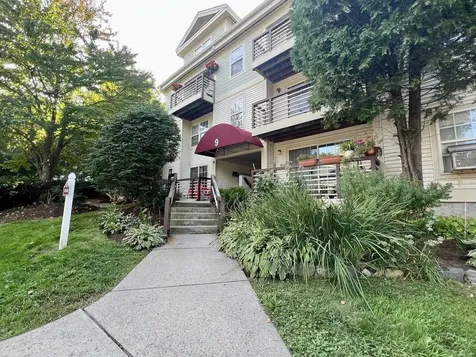 406 Hildred Drive Burlington VT 05401