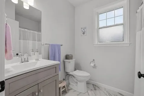 79 Hawthorn Lane Jericho VT 05465
