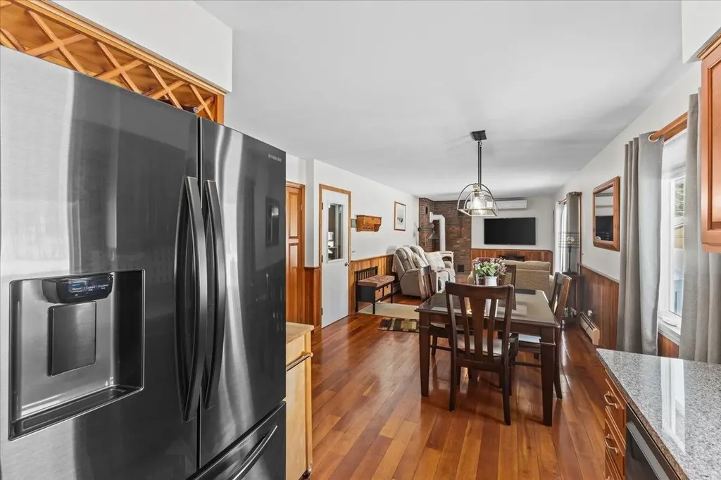 59 Griswold Street Jericho VT 05465