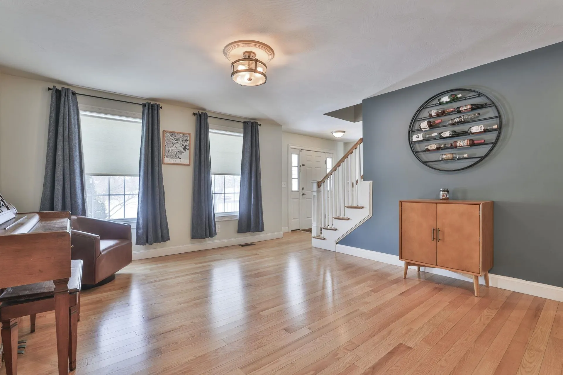 19 Cummings Street Hudson NH 03051