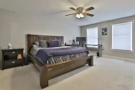 19 Cummings Street Hudson NH 03051