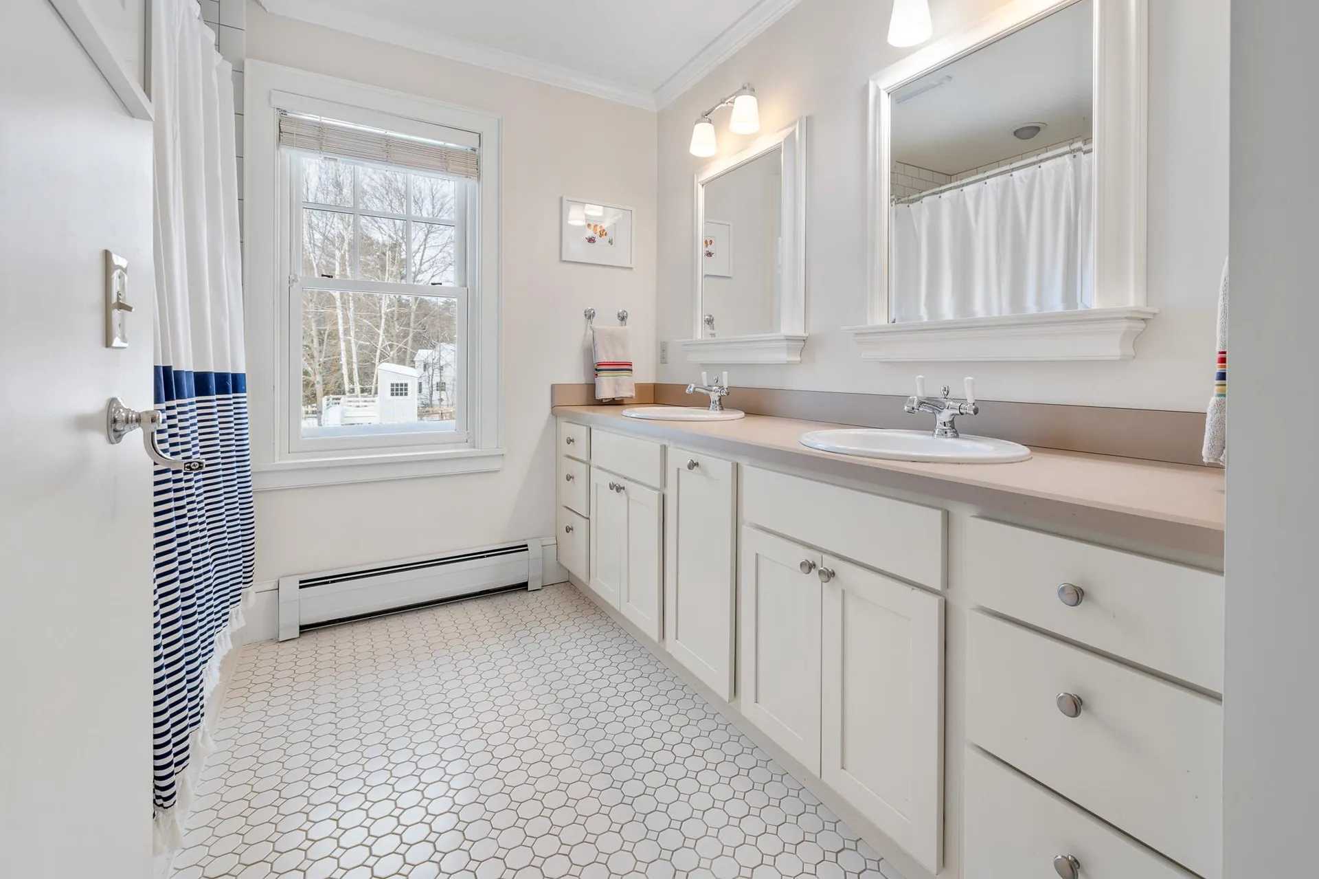 9 Conant Road Hanover NH 03755