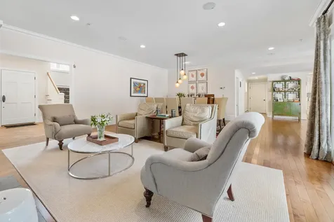 9 Conant Road Hanover NH 03755