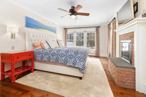 9 Conant Road Hanover NH 03755