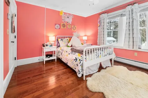 9 Conant Road Hanover NH 03755