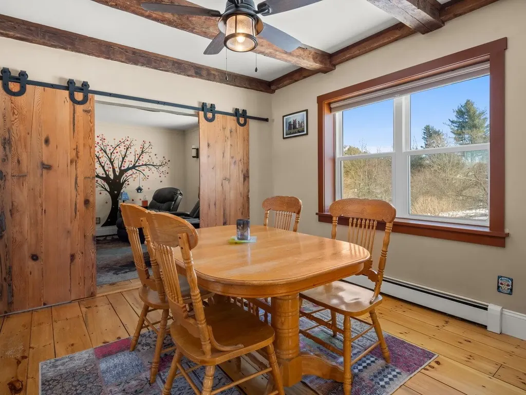 28 Governor Peck Road Jericho VT 05465