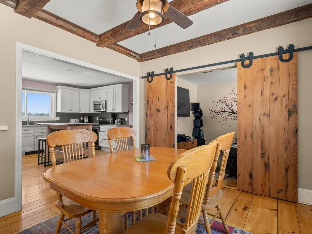 28 Governor Peck Road Jericho VT 05465