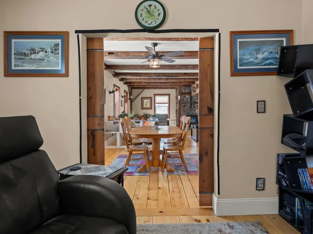 28 Governor Peck Road Jericho VT 05465