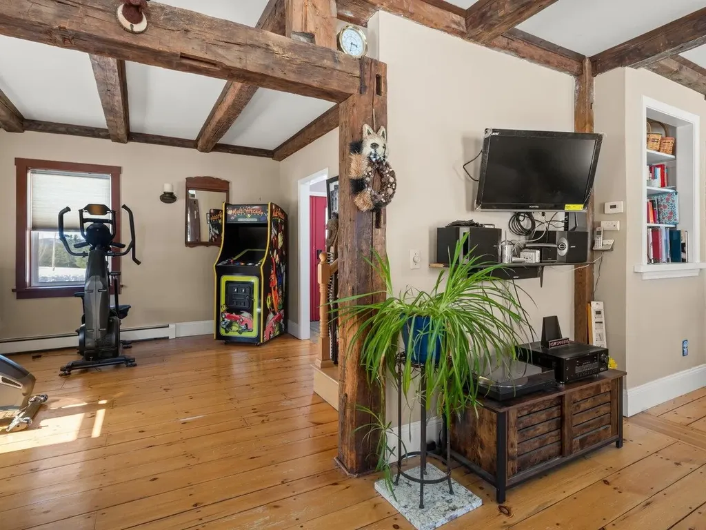 28 Governor Peck Road Jericho VT 05465