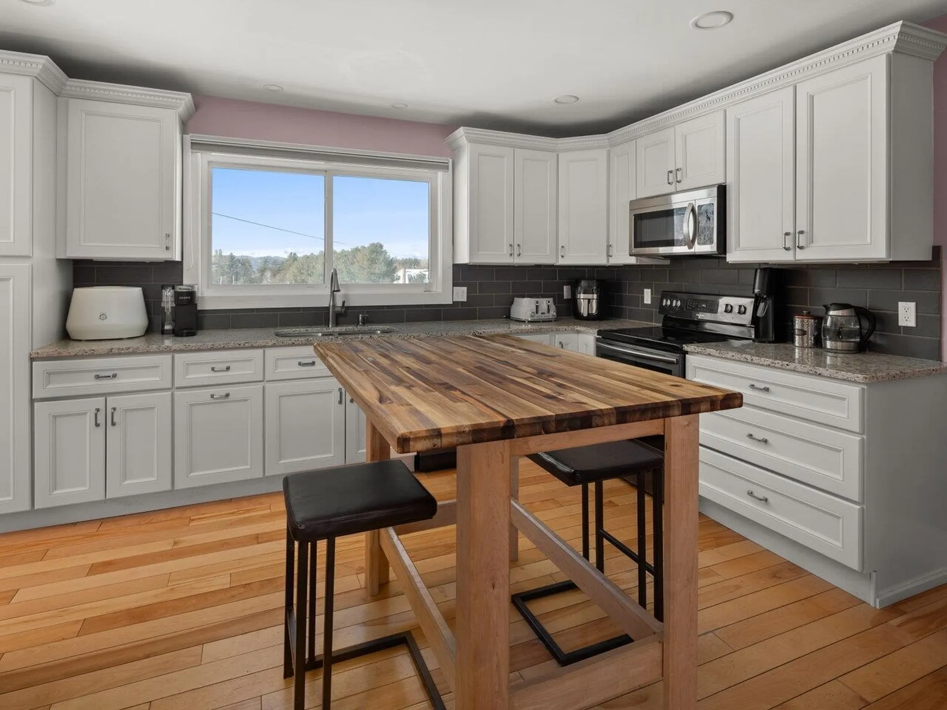 28 Governor Peck Road Jericho VT 05465