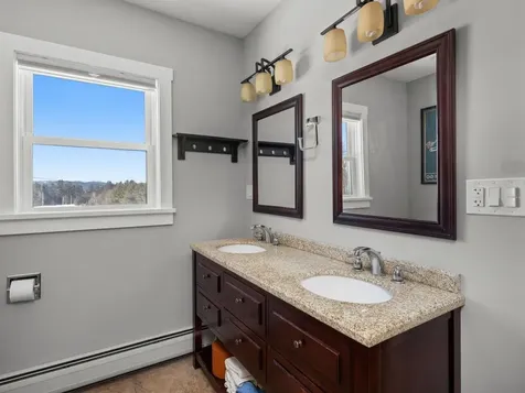 28 Governor Peck Road Jericho VT 05465