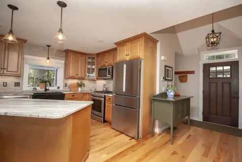 271 Pond View Drive Hampstead NH 03826