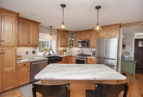 271 Pond View Drive Hampstead NH 03826