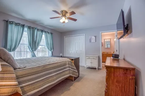 29 Ossipee Lake Drive Ossipee NH 03814