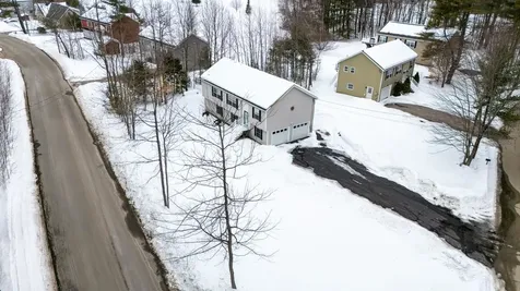 29 Ossipee Lake Drive Ossipee NH 03814
