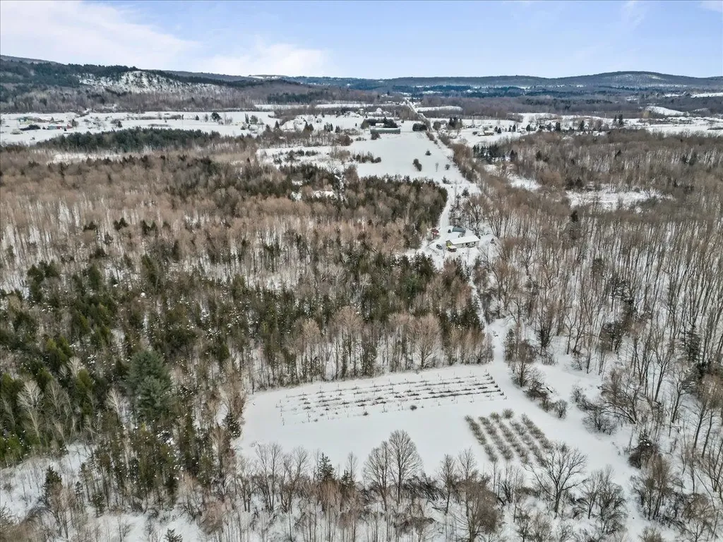 308 Horseshoe Barn Road Georgia VT 05468