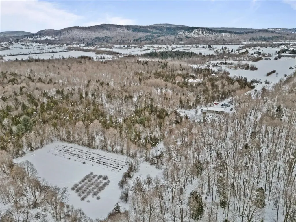 308 Horseshoe Barn Road Georgia VT 05468