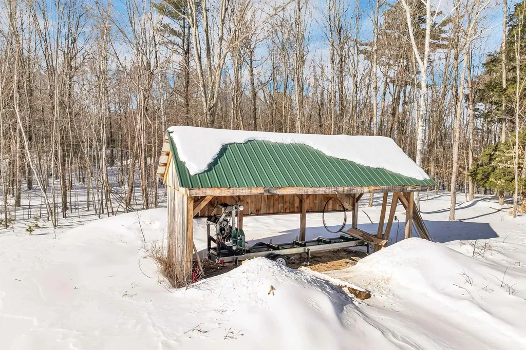 177 Woodman Road Sanbornton NH 03269