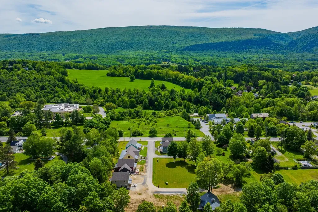 38 Jameson Flats Manchester VT 05255