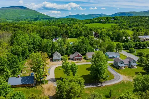 38 Jamesons Flats Manchester VT 05255