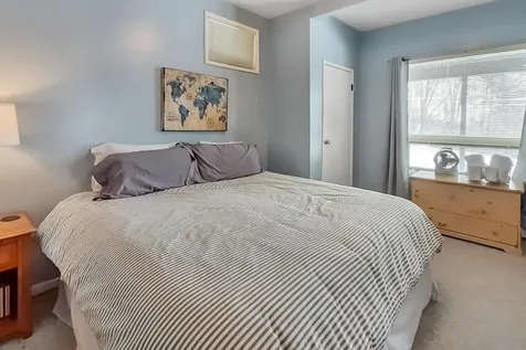 166 Robbins Hill Lane Hartford VT 05059