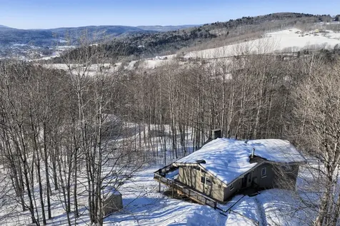 166 Robbins Hill Lane Hartford VT 05059