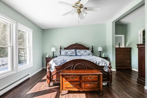22 Fox Hollow Road Newbury NH 03255
