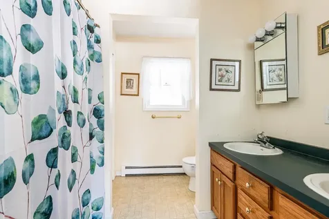 22 Fox Hollow Road Newbury NH 03255