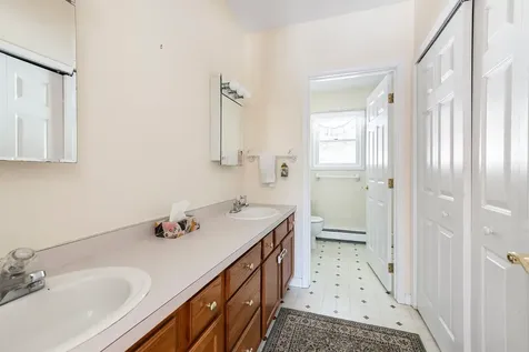 22 Fox Hollow Road Newbury NH 03255