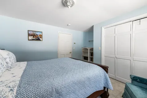 22 Fox Hollow Road Newbury NH 03255