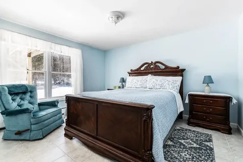 22 Fox Hollow Road Newbury NH 03255