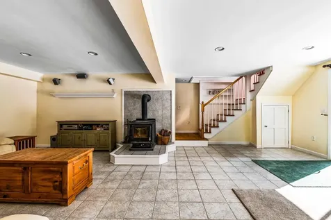 22 Fox Hollow Road Newbury NH 03255