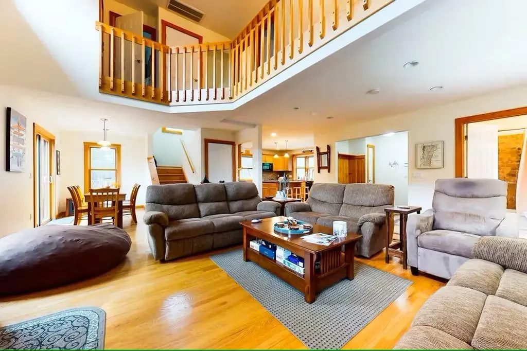 31 Joans Ridge Dover VT 05356