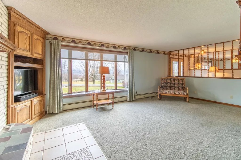 99 Ingalls Drive Irasburg VT 05845