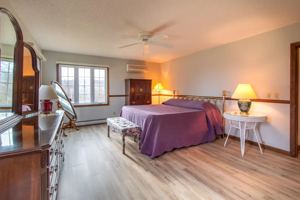 99 Ingalls Drive Irasburg VT 05845