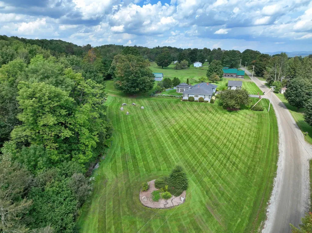 99 Ingalls Drive Irasburg VT 05845