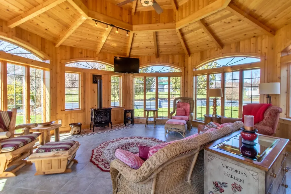 99 Ingalls Drive Irasburg VT 05845